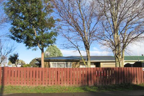 Photo of property in 19 Burton Crescent, Flaxmere, Hastings, 4120