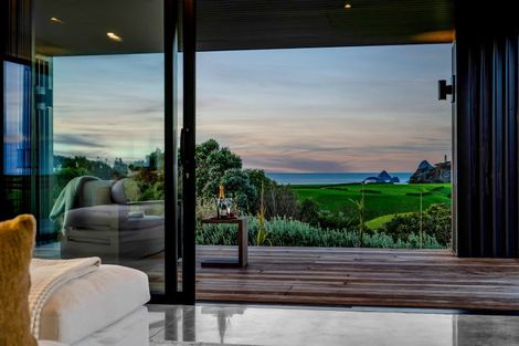 Photo of property in 29 Washer Road, Omata, New Plymouth, 4374