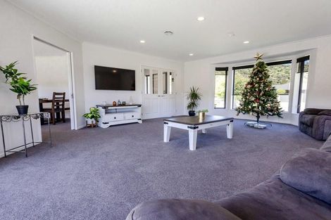 Photo of property in 9 Westvale Drive, Greymouth, 7805