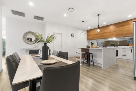 Photo of property in 12 Pommes Way, Silverdale, 0932