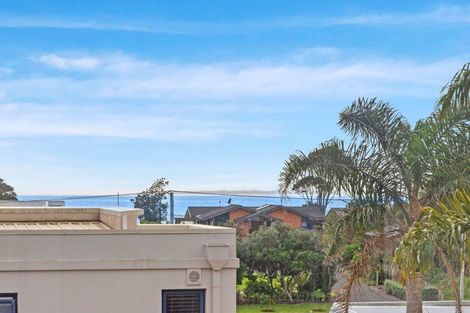 Photo of property in 1055 Papamoa Beach Road, Papamoa Beach, Papamoa, 3118