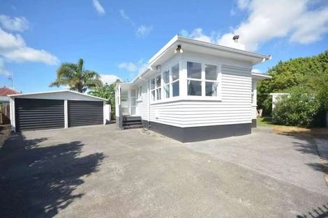 Photo of property in 19 Bettina Place, Manurewa, Auckland, 2102