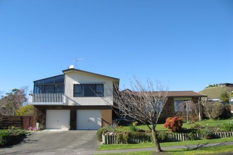 Photo of property in 2 Padfield Place, Havelock North, 4130