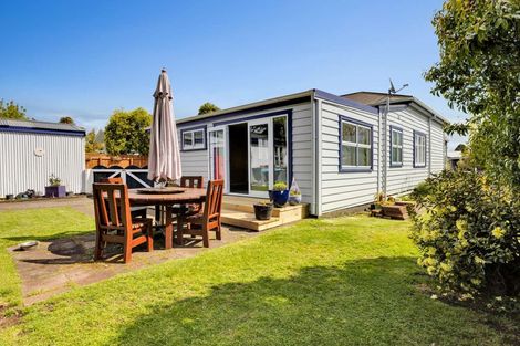 Photo of property in 13 Maire Street, Inglewood, 4330