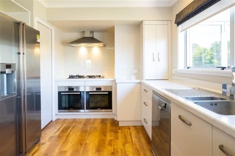 Photo of property in 15 Emerald Hill, Havelock North, 4130