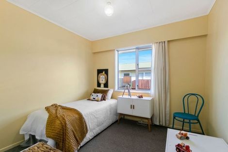 Photo of property in 7b Wetherby Grove, Wainuiomata, Lower Hutt, 5014