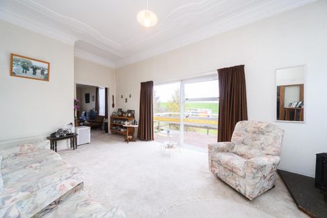 Photo of property in 61 Severn Street, Rongotea, 4476