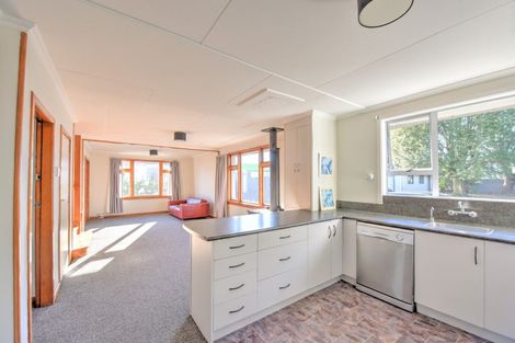 Photo of property in 6 Ontario Street, East Gore, Gore, 9710