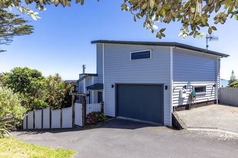 Photo of property in 11a Rosetta Road, Raumati South, Paraparaumu, 5032
