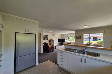 Photo of property in 4 Allman Drive, Coromandel, 3506