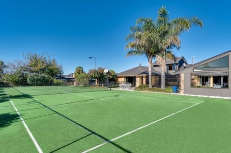 Photo of property in 77 Auckland Road, Greenmeadows, Napier, 4112