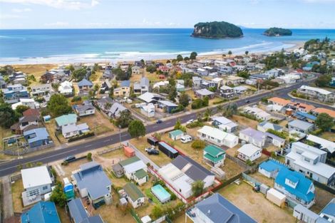 Photo of property in 217 Ocean Road, Whangamata, 3620