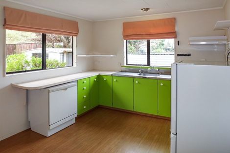 Photo of property in 8b Andresen Street, Foxton Beach, Foxton, 4815