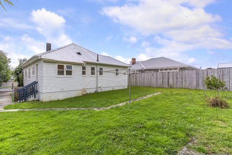 Photo of property in 48 Premier Avenue, Point Chevalier, Auckland, 1022