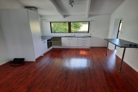 Photo of property in 3/180 Henderson Valley Road, Henderson, Auckland, 0612