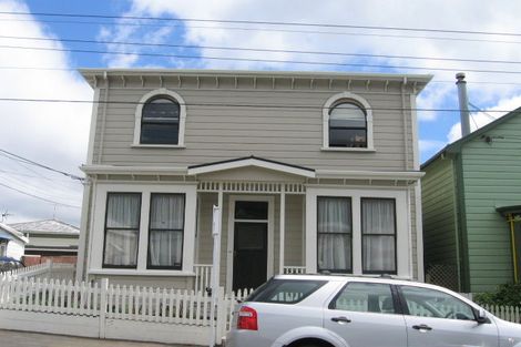 Photo of property in 14 Porritt Avenue, Mount Victoria, Wellington, 6011