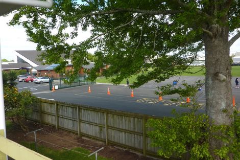 Photo of property in 30l Puhinui Road, Manukau, Auckland, 2104
