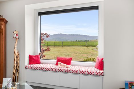 Photo of property in 57 Golden Road, Springvale, Alexandra, 9393