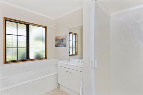 Photo of property in 49a Smiths Road, Matua, Tauranga, 3110