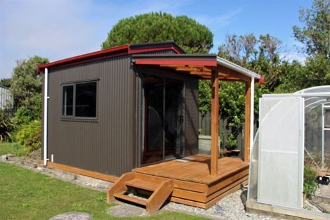 Photo of property in 3 Holland Street, Rapahoe, Greymouth, 7803