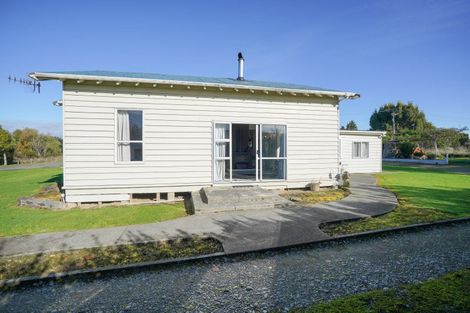 Photo of property in 46 Largs Street, Wallacetown, 9816