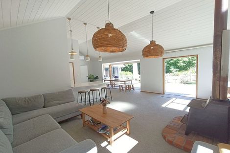 Photo of property in 16a Russell Drive, Oakura, 4314