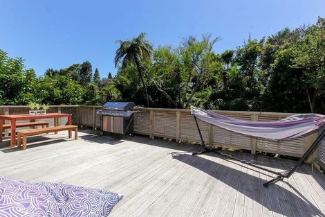 Photo of property in 49a Waiwaka Terrace, Strandon, New Plymouth, 4312