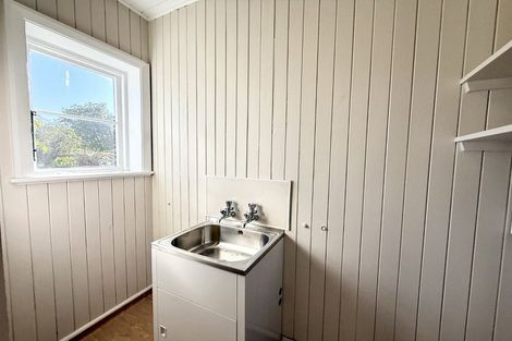 Photo of property in 73 Ford Road, Opawa, Christchurch, 8023