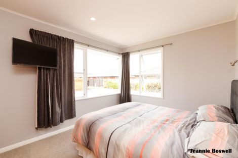 Photo of property in 79 James Line, Kelvin Grove, Palmerston North, 4414