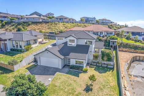 Photo of property in 30 Aotea Drive, Aotea, Porirua, 5024
