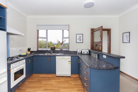 Photo of property in 10 Tamar Street, South Hill, Oamaru, 9400