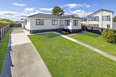 Photo of property in 4 Ririno Place, Manurewa, Auckland, 2102