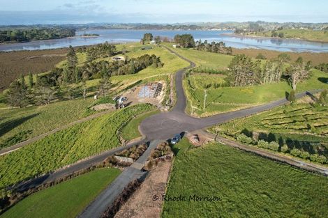 Photo of property in 33 Manurere Rise, Tinopai, 0593