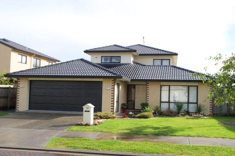 Photo of property in 15 Erne Crescent, East Tamaki, Auckland, 2016