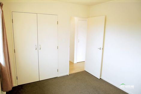 Photo of property in 12a Sturges Road, Henderson, Auckland, 0612