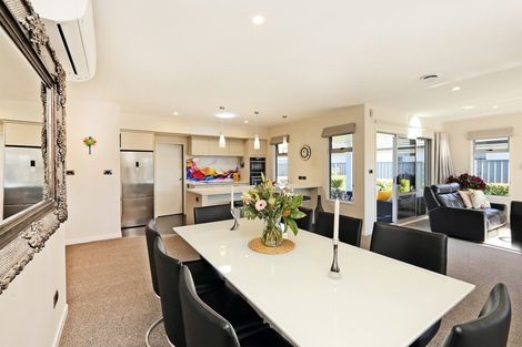 Photo of property in 39 Kapiti Drive, Poraiti, Napier, 4112