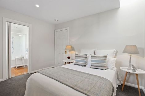 Photo of property in 43 Colombo Street, Cashmere, Christchurch, 8022