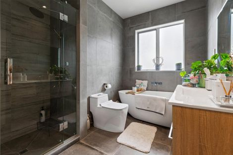 Photo of property in 8 Gemscott Crescent, Huapai, Kumeu, 0810