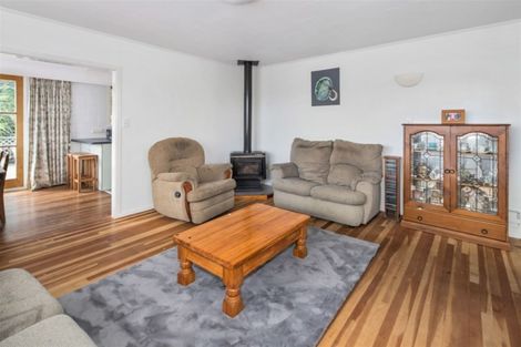 Photo of property in 3 Terrance Grove, Paparangi, Wellington, 6037