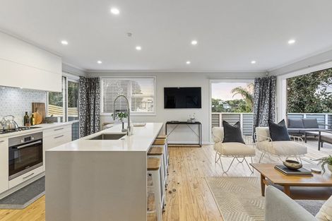 Photo of property in 66 Verbena Road, Birkdale, Auckland, 0626