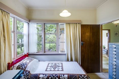 Photo of property in 16 Plassey Street, Havelock North, 4130