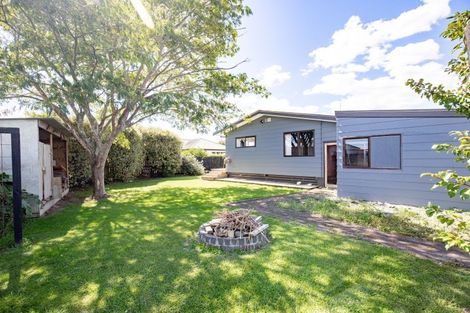 Photo of property in 28 Darlington Street, Ngatea, 3503