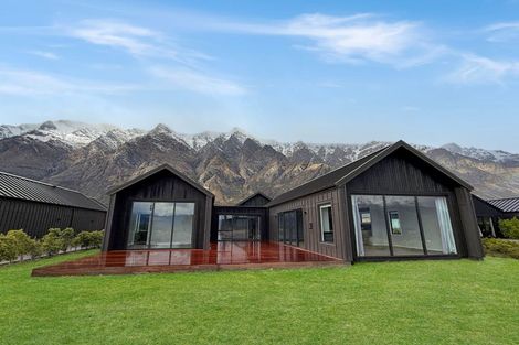 Photo of property in 19 Glenfiddich Road, Jacks Point, Queenstown, 9371