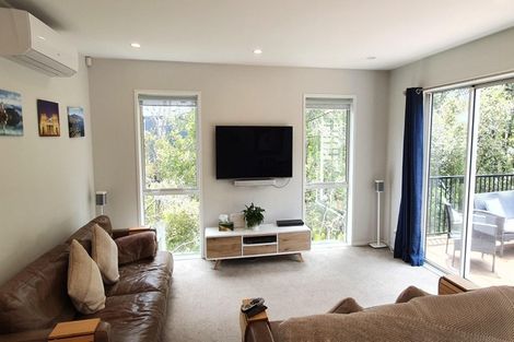 Photo of property in 8/31 Verbena Road, Birkdale, Auckland, 0626