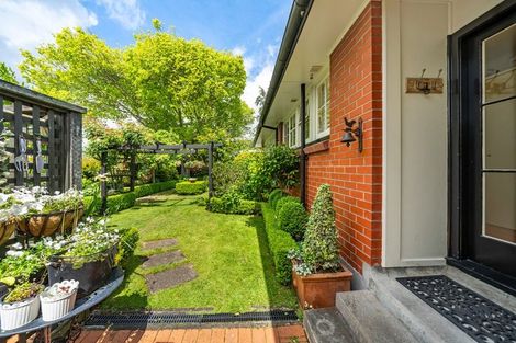 Photo of property in 423 Fergusson Drive, Heretaunga, Upper Hutt, 5018