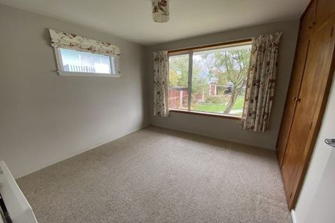 Photo of property in 6 Dulles Place, Papanui, Christchurch, 8053