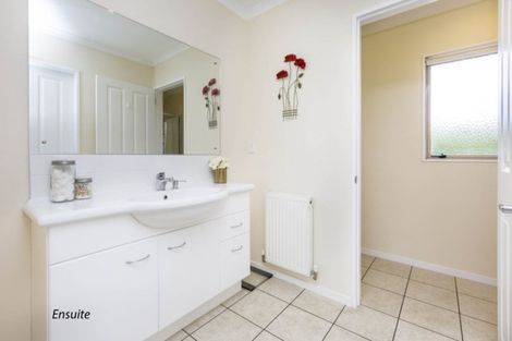 Photo of property in 12 Opal Avenue, Timberlea, Upper Hutt, 5018