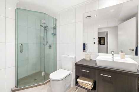 Photo of property in 3/104 Harbour Drive, Otumoetai, Tauranga, 3110