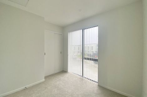 Photo of property in 28 Whai Hua Lane, Mangere Bridge, Auckland, 2022