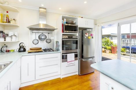 Photo of property in 5 Maher Street, Elderslea, Upper Hutt, 5018